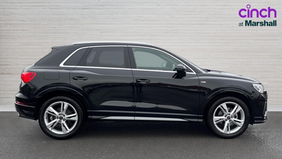 Used Audi Q3 2024 for sale - 76873979: Photo 2