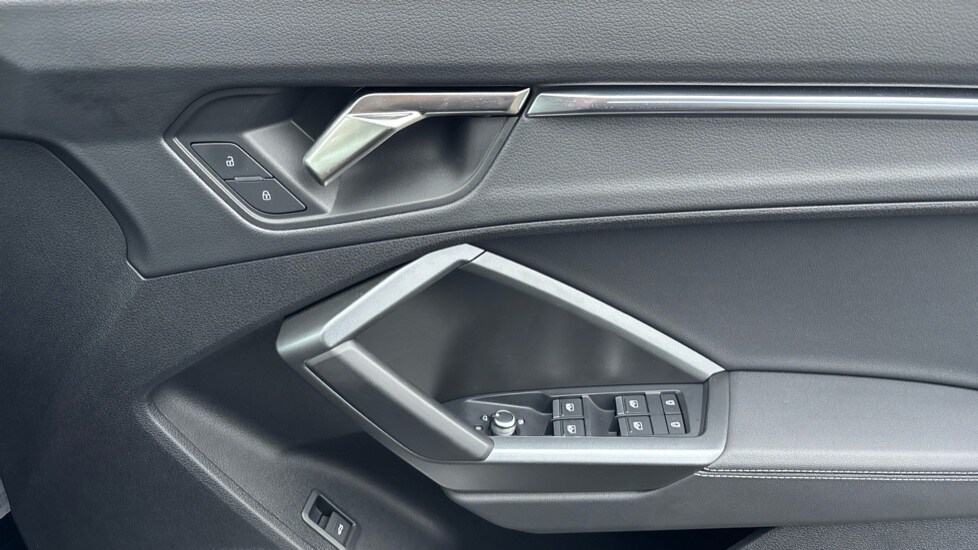 Used Audi Q3 2024 for sale - 76873979: Photo 32