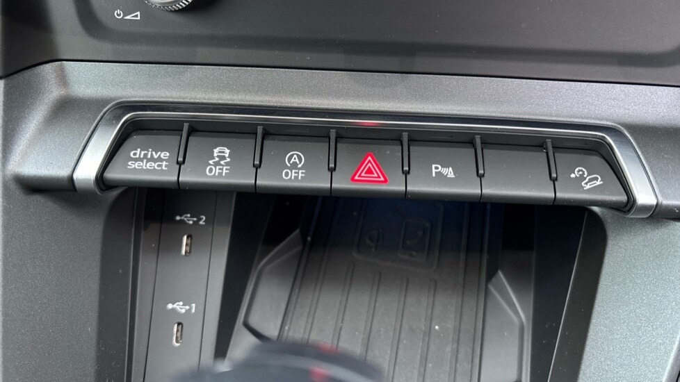 Used Audi Q3 2024 for sale - 76873979: Photo 40