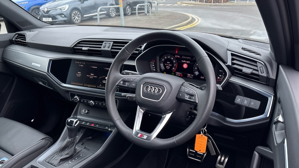 Used Audi Q3 2024 for sale - 76873979: Photo 9