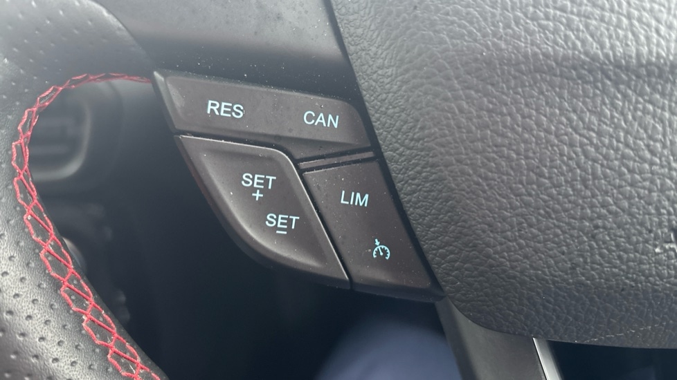 Used Ford Ecosport 2023 for sale - 76869892: Photo 32