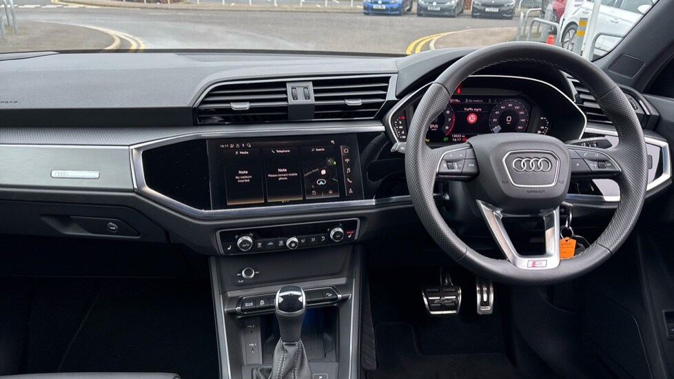 Used Audi Q3 2024 for sale - 76602910: Photo 11