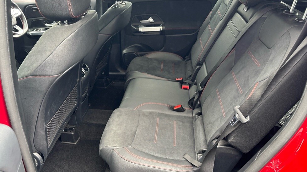 Used Mercedes-Benz GLB 2023 for sale - 76104075: Photo 14