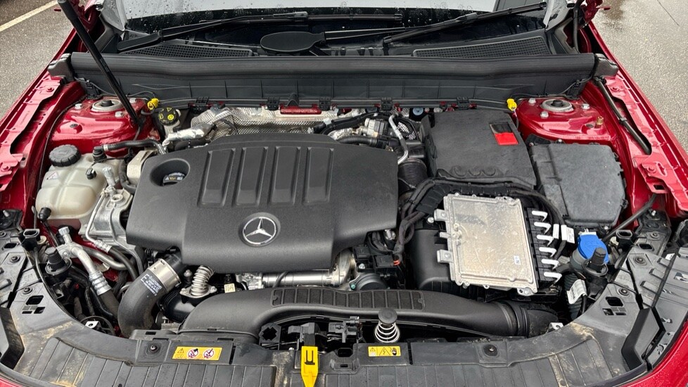 Used Mercedes-Benz GLB 2023 for sale - 76104075: Photo 16