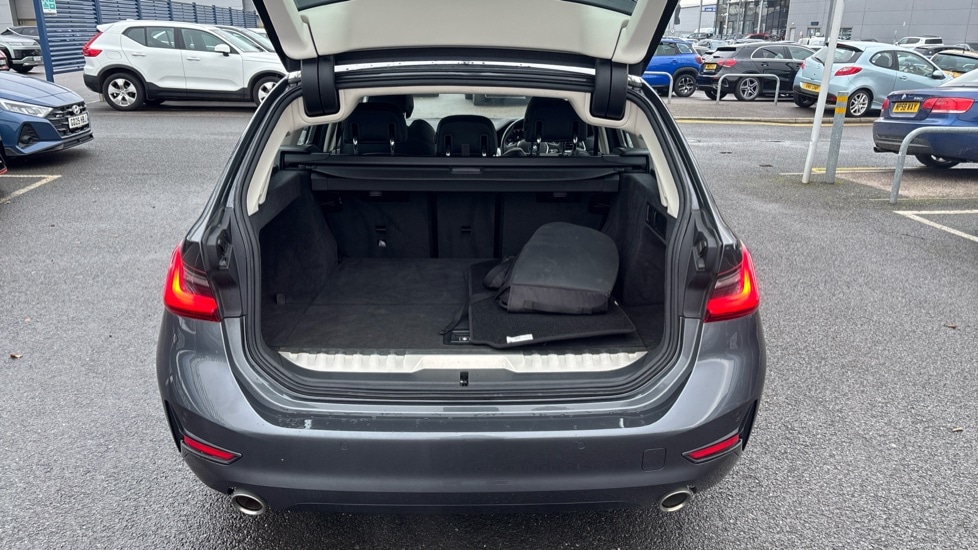 Used BMW 3 Series 2021 for sale - 77018327: Photo 15