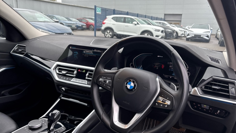 Used BMW 3 Series 2021 for sale - 77018327: Photo 9