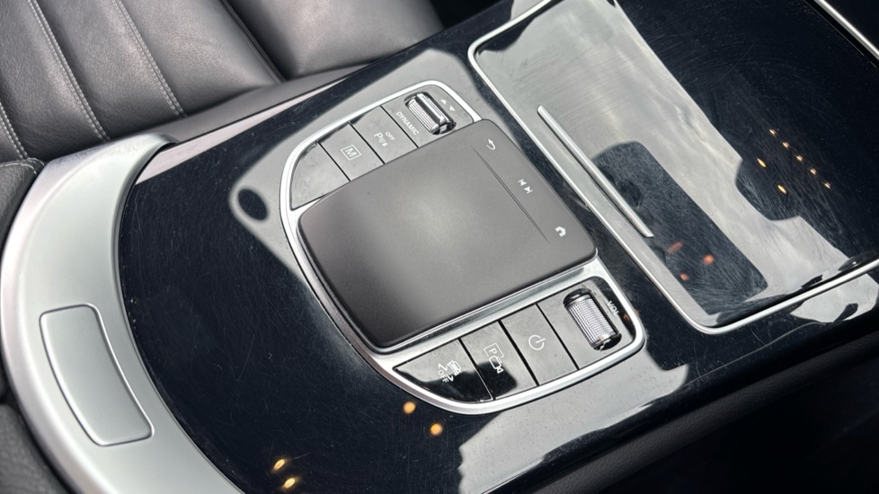 Used Mercedes-Benz GLC 2022 for sale - 76441927: Photo 30