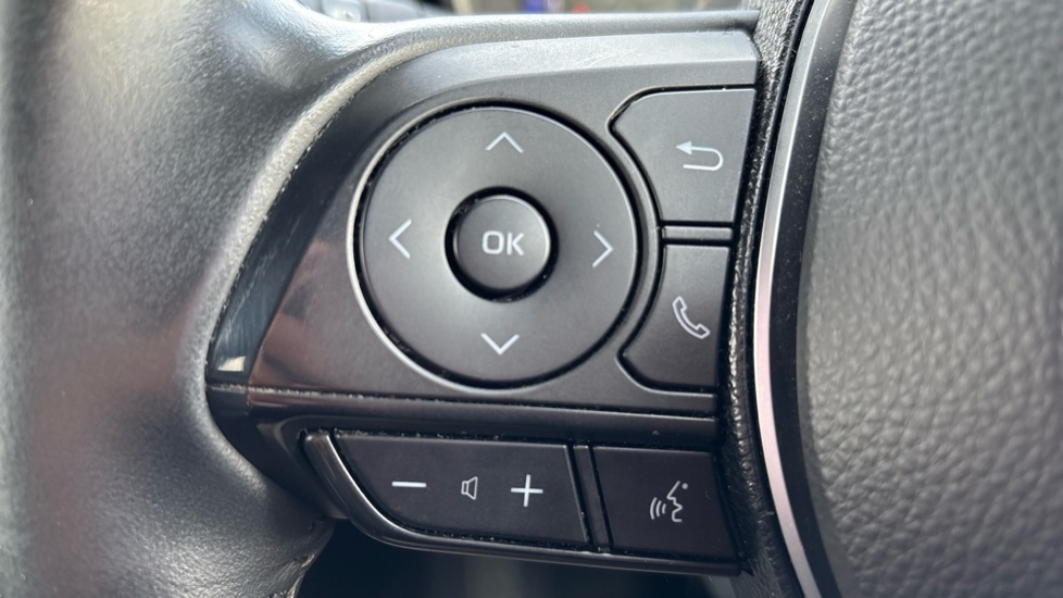 Used Toyota Corolla 2019 for sale - 76881720: Photo 24