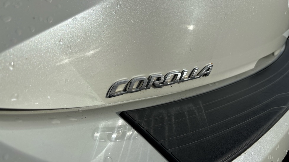Used Toyota Corolla 2019 for sale - 76881720: Photo 38