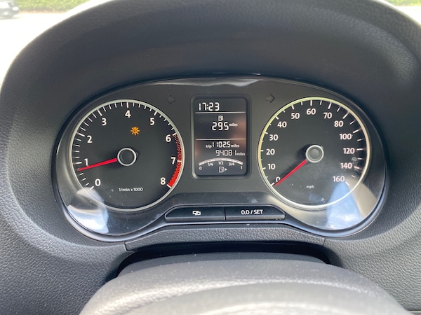 Used Volkswagen Polo 2013 for sale - 75245195: Photo 9
