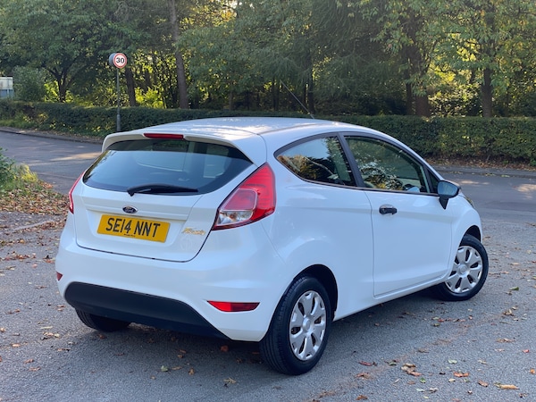 Used Ford Fiesta 2014 for sale - 76187317: Photo 8