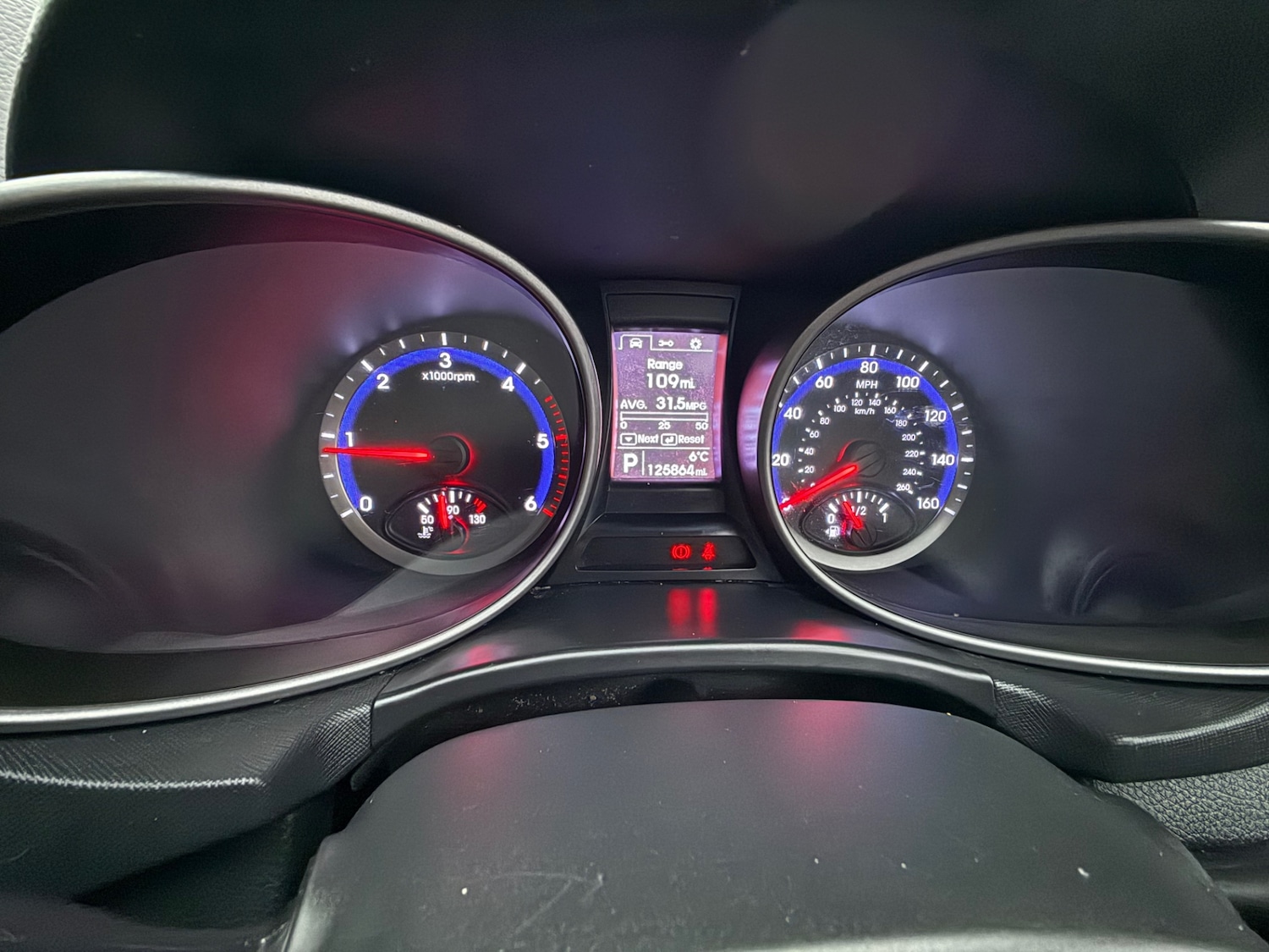 Used Hyundai Santa Fe 2014 for sale - 77214737: Photo 10