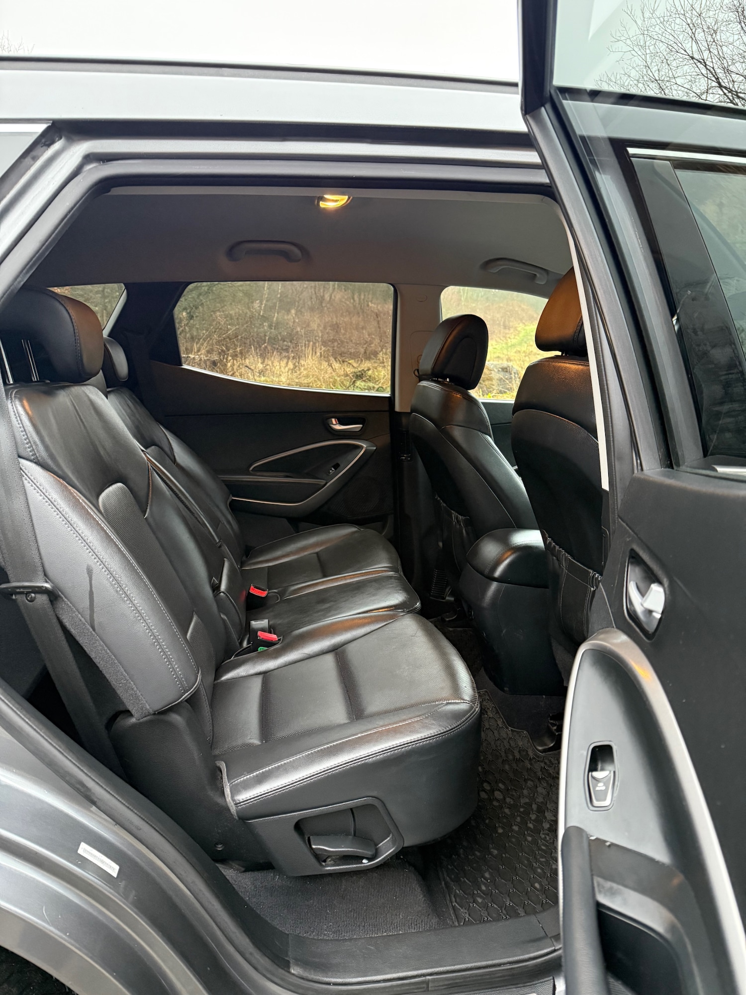 Used Hyundai Santa Fe 2014 for sale - 77214737: Photo 16