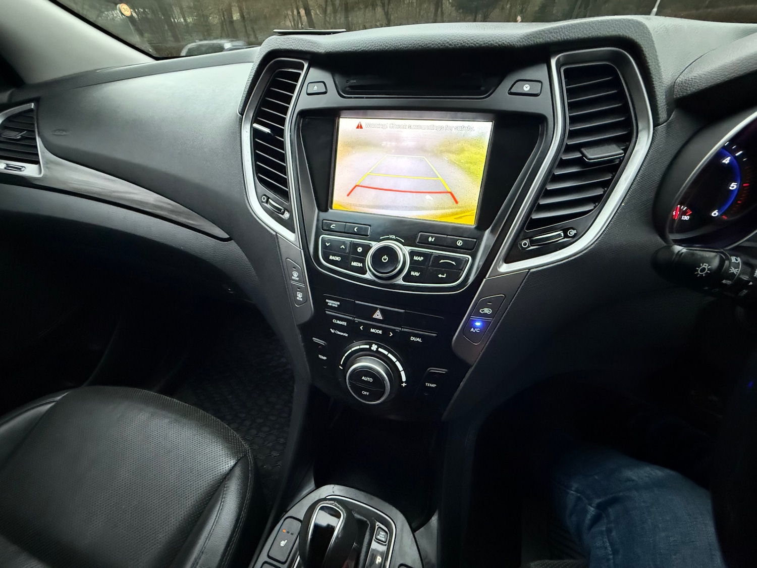 Used Hyundai Santa Fe 2014 for sale - 77214737: Photo 19