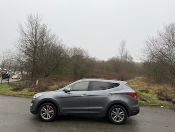 Used Hyundai Santa Fe 2014 for sale - 77214737: Photo