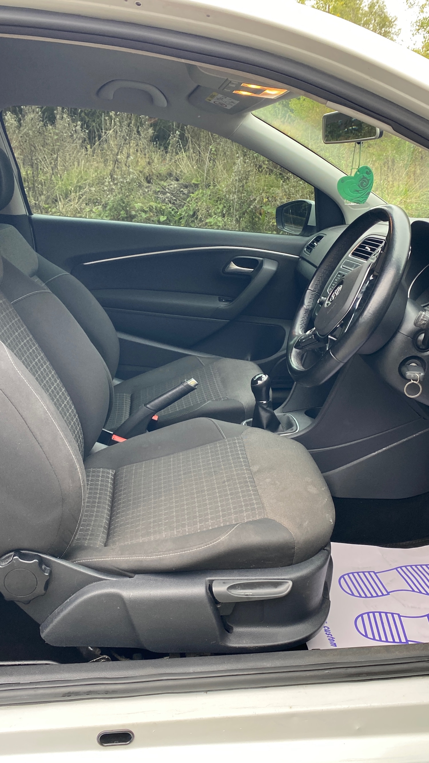 Used Volkswagen Polo 2016 for sale - 76102832: Photo 13