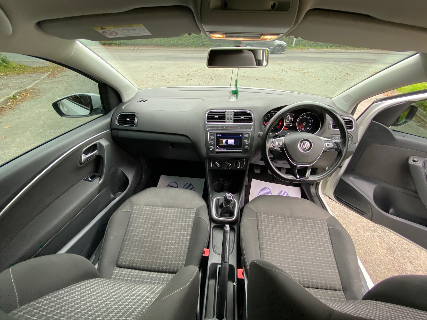 Used Volkswagen Polo 2016 for sale - 76102832: Photo 15