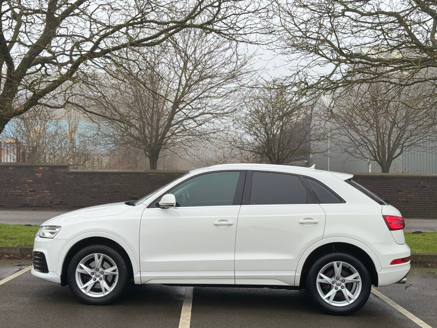 Used Audi Q3 2017 for sale - 77136626: Photo 3
