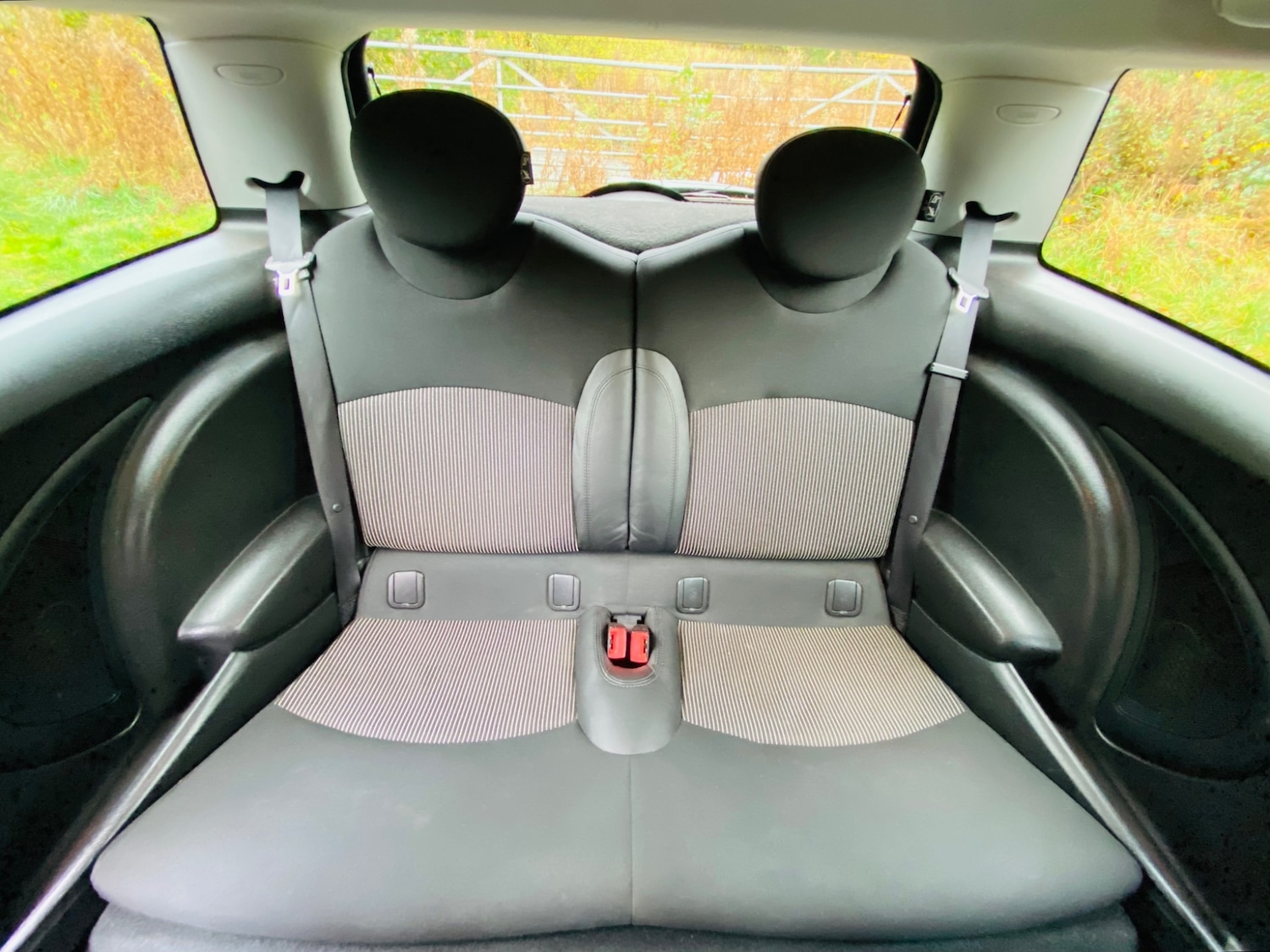 Used MINI Cooper 2010 for sale - 76325880: Photo 13