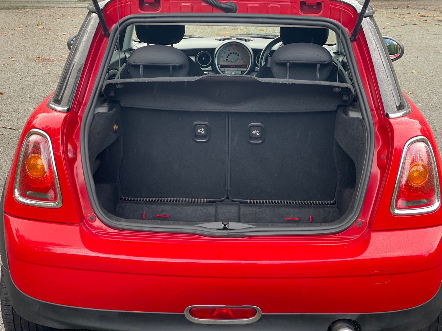 Used MINI Cooper 2010 for sale - 76325880: Photo 16