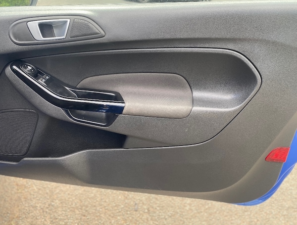 Used Ford Fiesta 2013 for sale - 74242264: Photo 15
