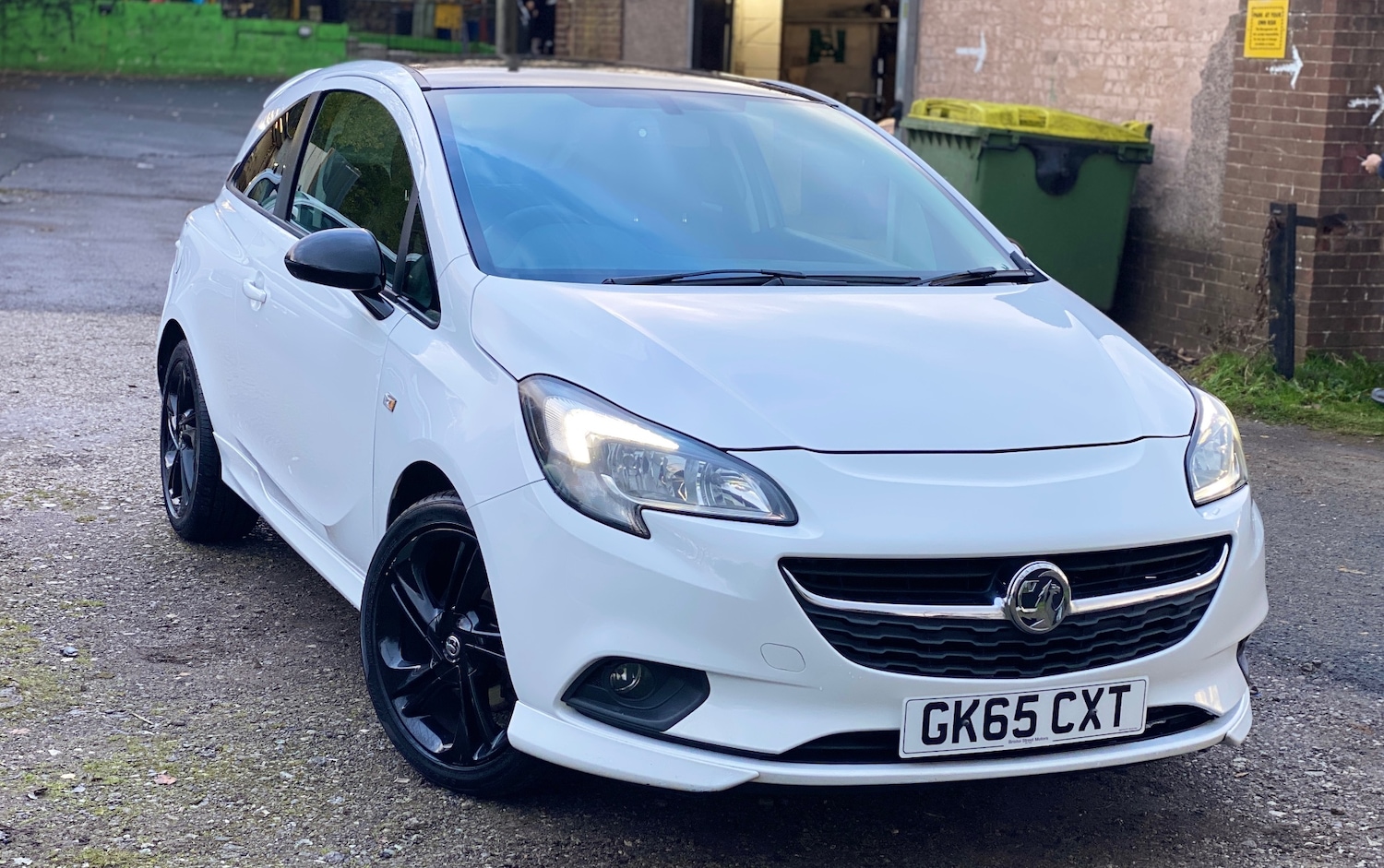 Used Vauxhall Corsa 2016 for sale - 76626444: Photo 1