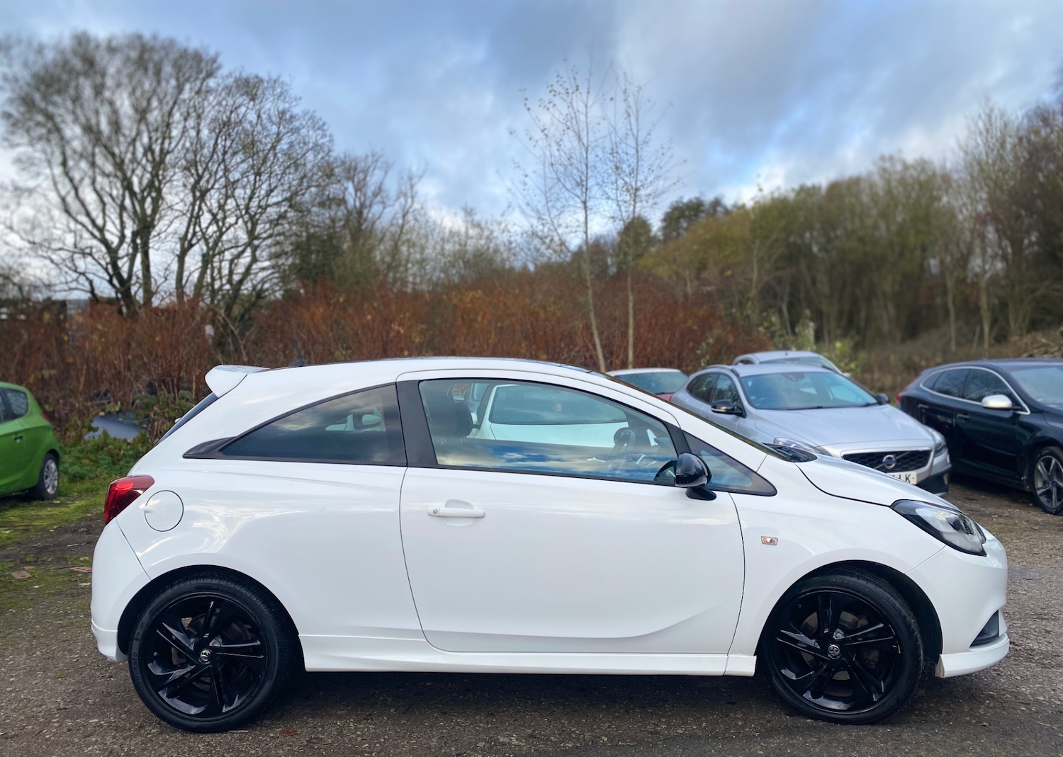 Used Vauxhall Corsa 2016 for sale - 76626444: Photo 2
