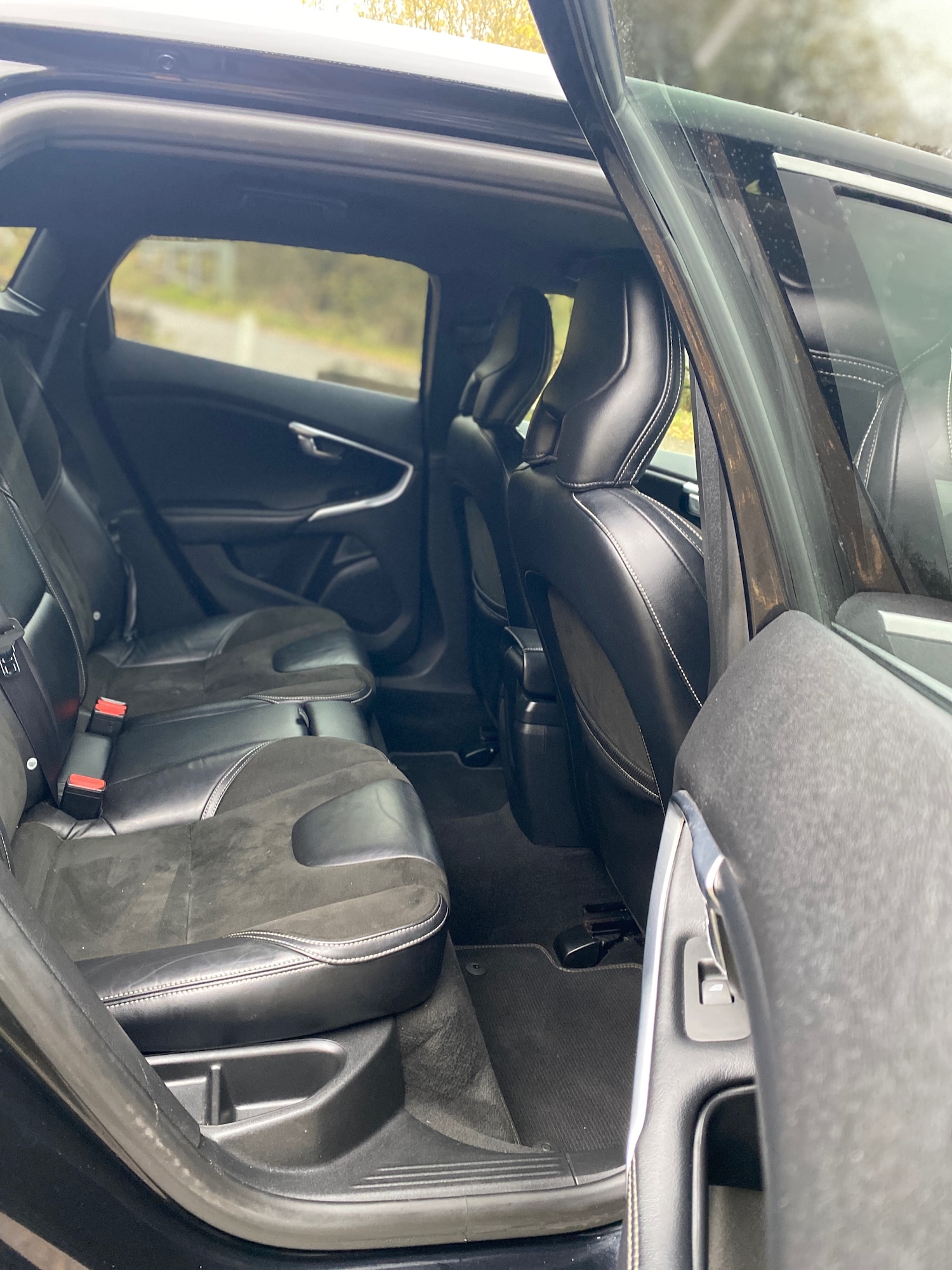 Used Volvo V40 2014 for sale - 76544383: Photo 14