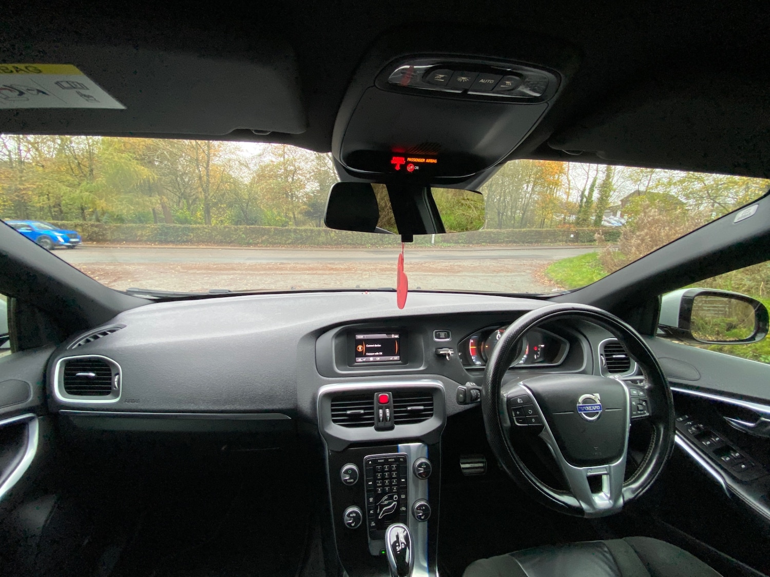 Used Volvo V40 2014 for sale - 76544383: Photo 18