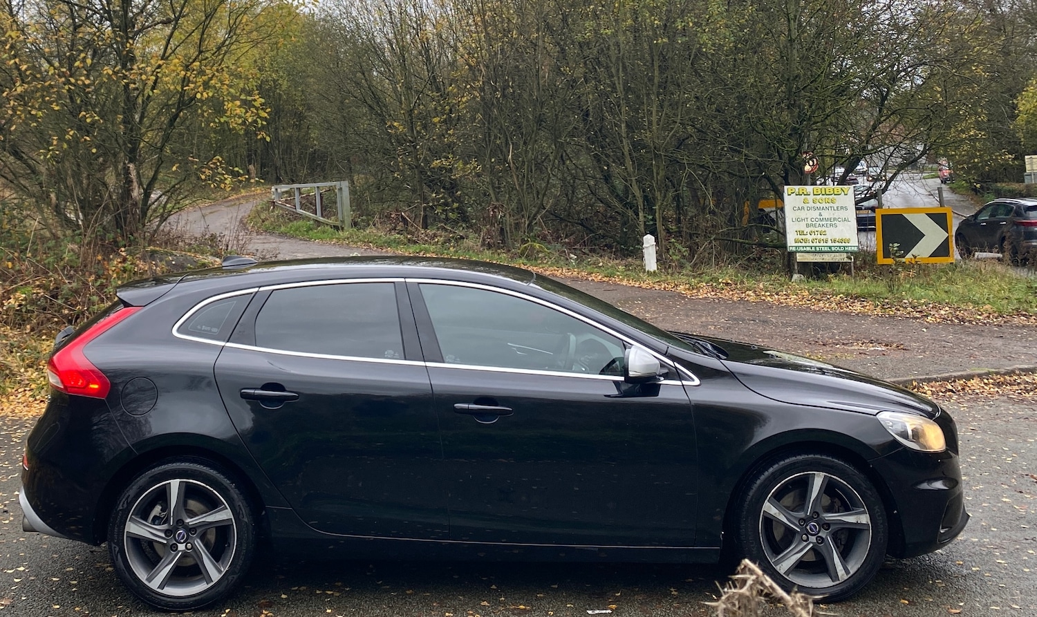 Used Volvo V40 2014 for sale - 76544383: Photo 2