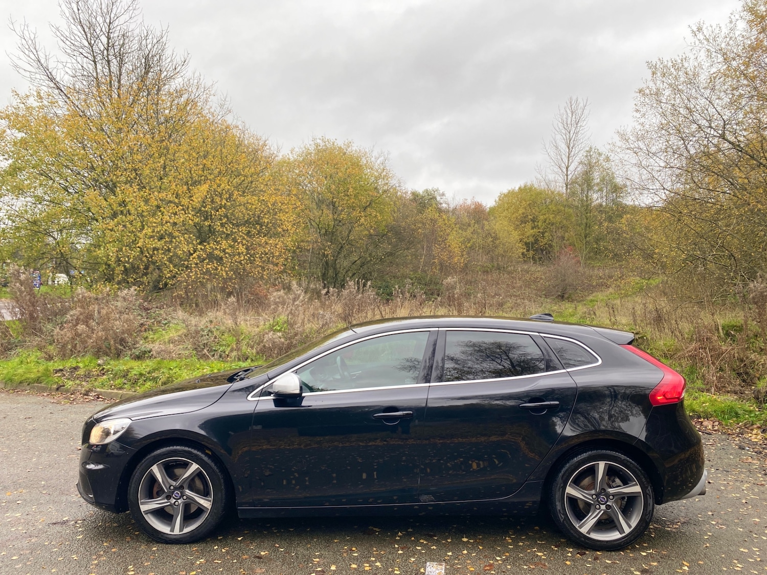 Used Volvo V40 2014 for sale - 76544383: Photo 6