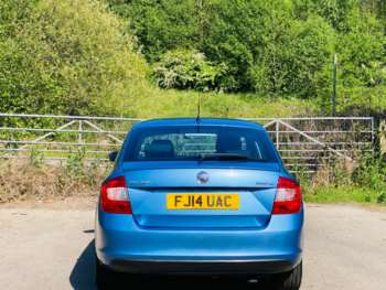 Used Skoda Rapid 2014 for sale - 74240385: Photo