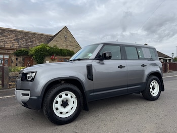 Used Land Rover Defender 2021 for sale - 79584097: Photo