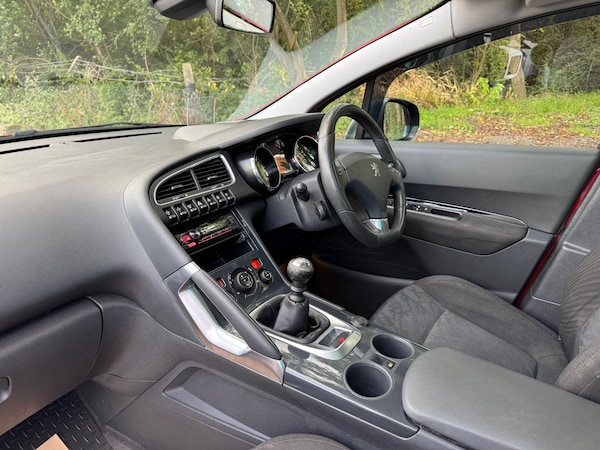 Used Peugeot 3008 2010 for sale - 76206285: Photo 10