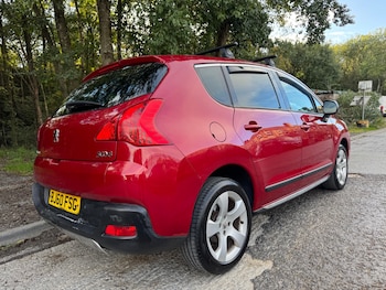 Used Peugeot 3008 2010 for sale - 76206285: Photo 4