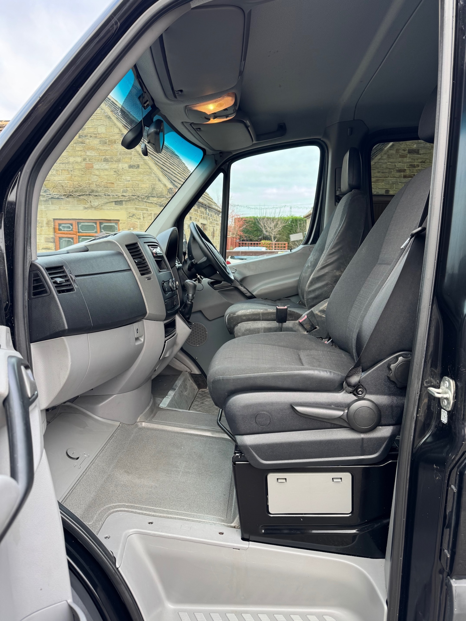 Used Mercedes-Benz Sprinter 2014 for sale - 77077877: Photo 10