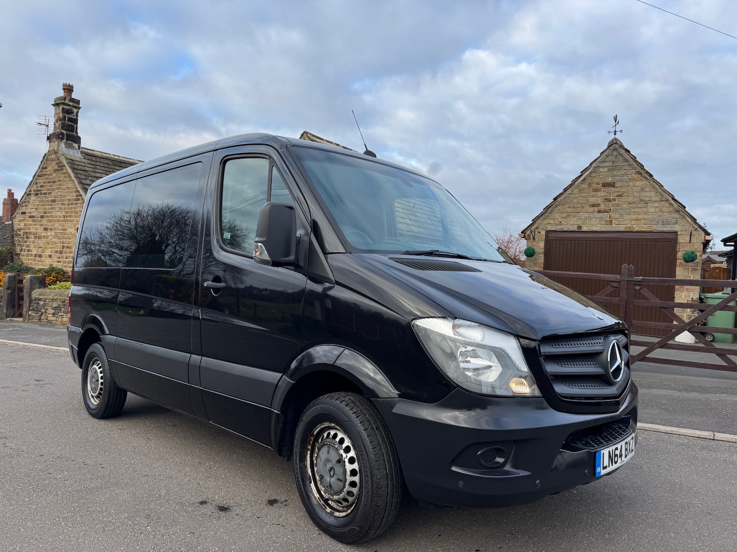 Used Mercedes-Benz Sprinter 2014 for sale - 77077877: Photo 2