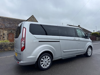 Used Ford Tourneo Custom 2019 for sale - 77367261: Photo
