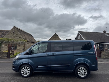 Used Ford Tourneo Custom 2019 for sale - 78692032: Photo