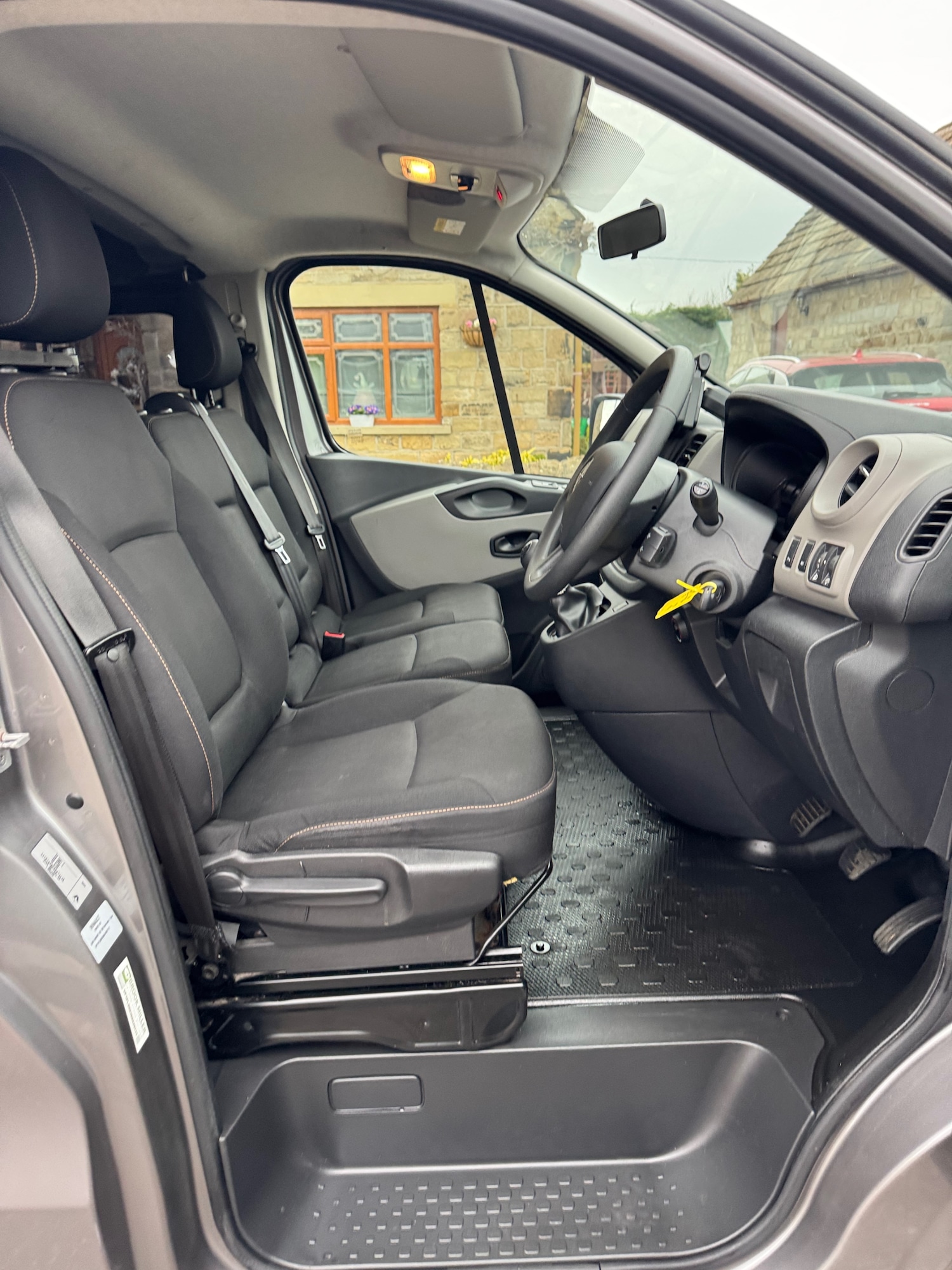 Used Renault Trafic 2018 for sale - 77989391: Photo 11