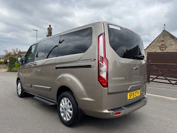 Used Ford Tourneo Custom 2019 for sale - 79296899: Photo