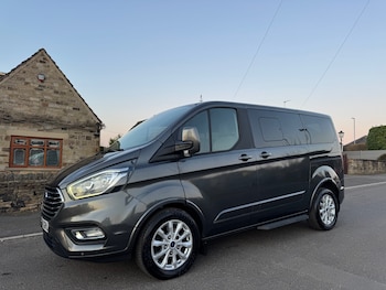 Used Ford Tourneo Custom 2019 for sale - 77766092: Photo