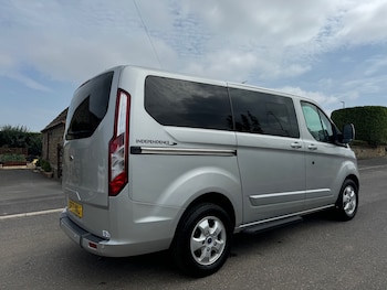 Used Ford Tourneo Custom 2017 for sale - 75355556: Photo