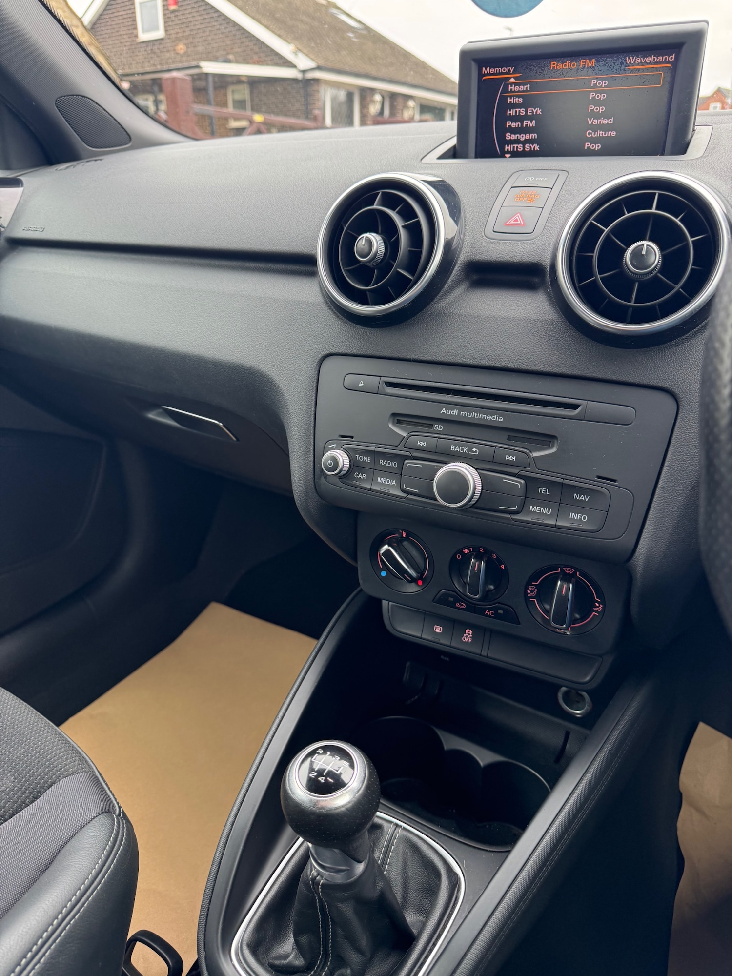 Used Audi A1 2011 for sale - 77691943: Photo 10