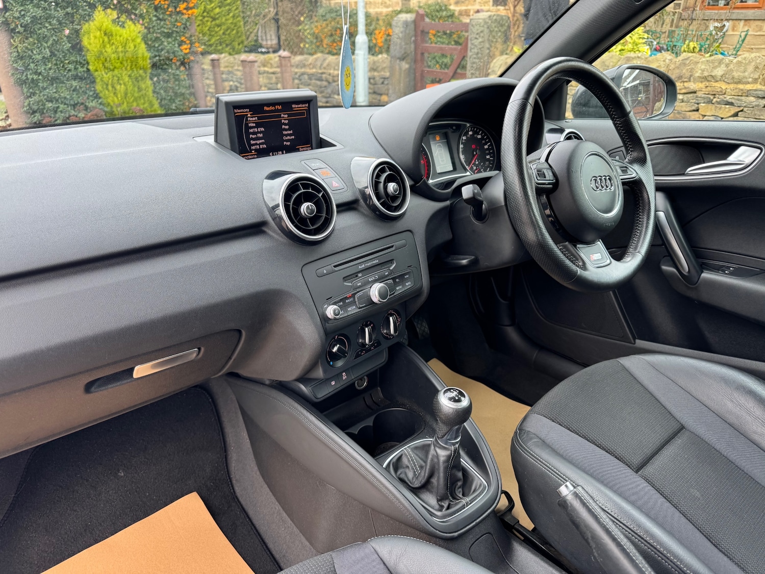 Used Audi A1 2011 for sale - 77691943: Photo 11