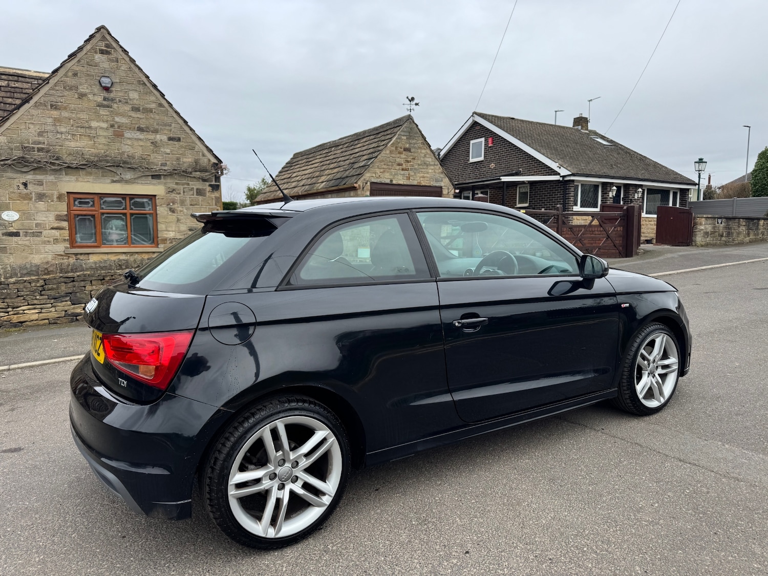Used Audi A1 2011 for sale - 77691943: Photo 6