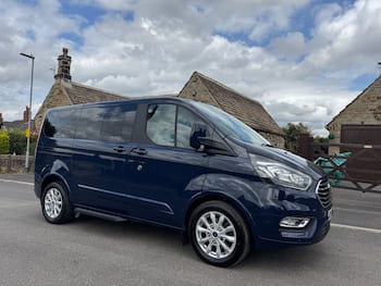 Used Ford Tourneo Custom 2019 for sale - 79628667: Photo