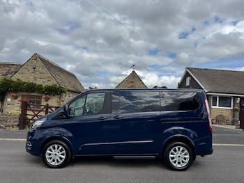 Used Ford Tourneo Custom 2019 for sale - 79628667: Photo