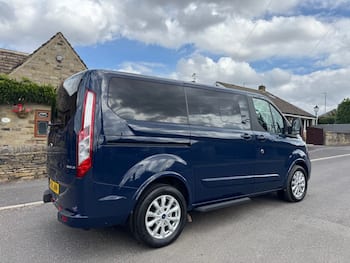 Used Ford Tourneo Custom 2019 for sale - 79628667: Photo