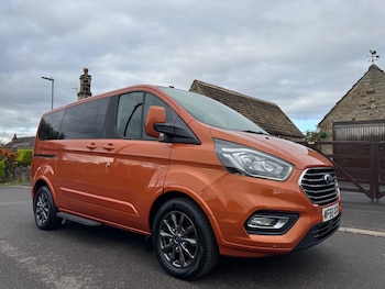 Used Ford Tourneo Custom 2018 for sale - 76557135: Photo